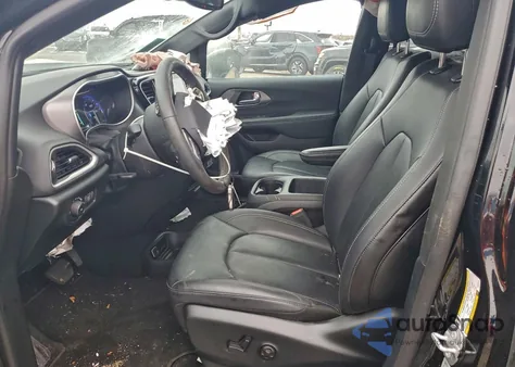 2025 Chrysler Pacifica Select z USA, uszkodzony, nr VIN 2C4RC1BG2SR555510